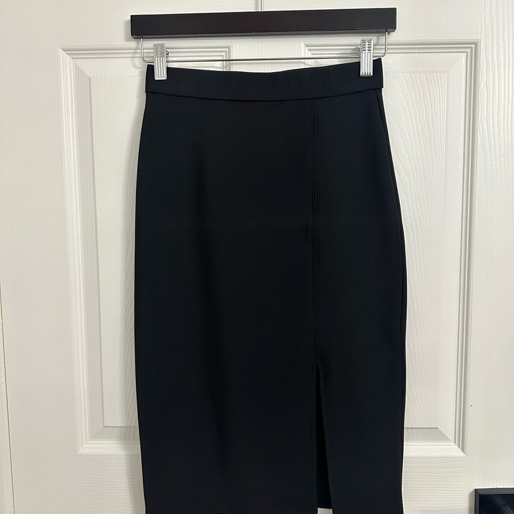 Elegant Black Pencil Skirt